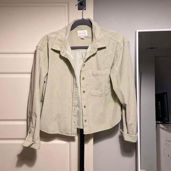 American Eagle corduroy button up - Picture 1 of 4